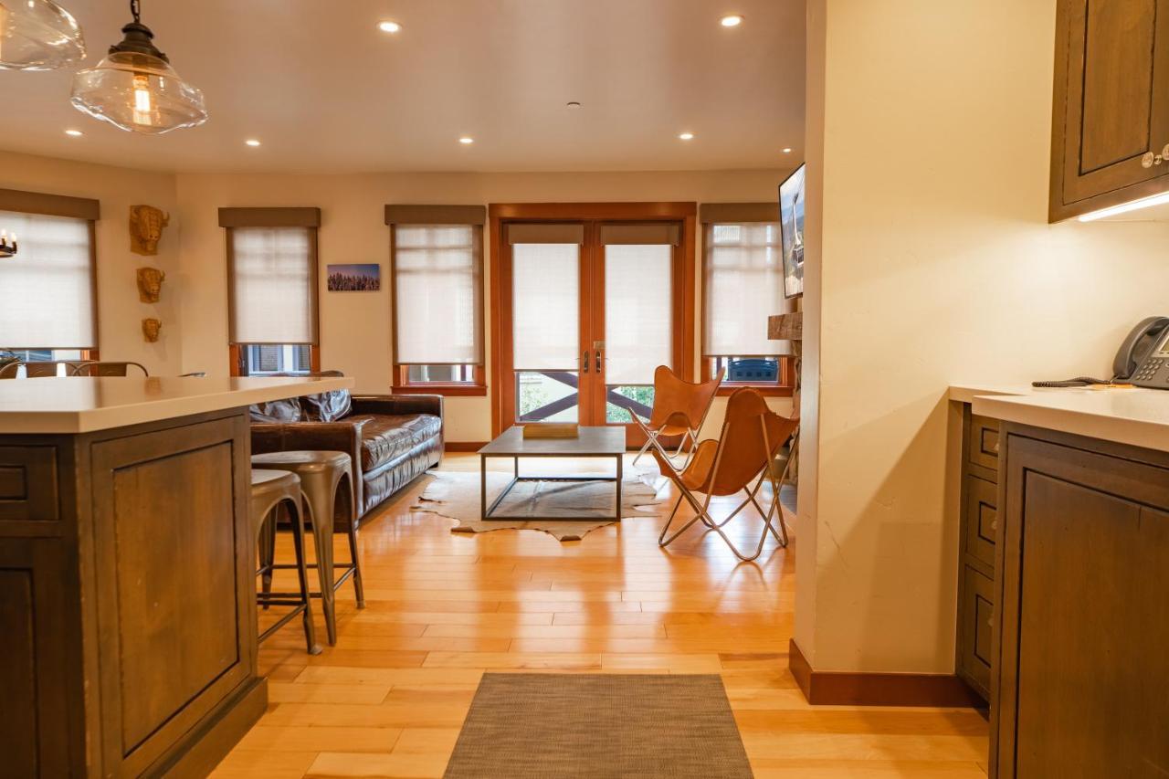 אולימפיק ואלי The Village At Palisades Tahoe מראה חיצוני תמונה